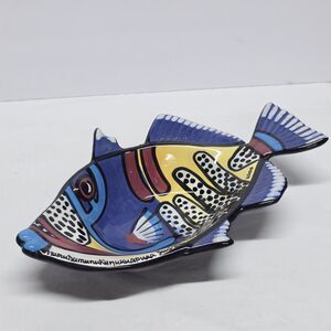 Signed Ben Diller Picasso Maui Hawaii Trigger Fish 12.5" Ceramic Pottery Bowl